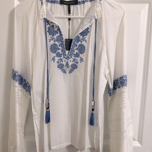NWT BCBG Embroidered Peasant Blouse